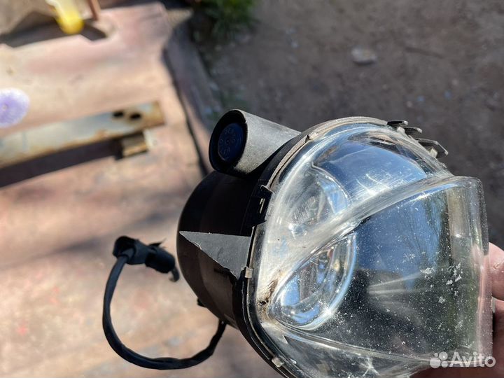 Bmw e90 противотуманка правая