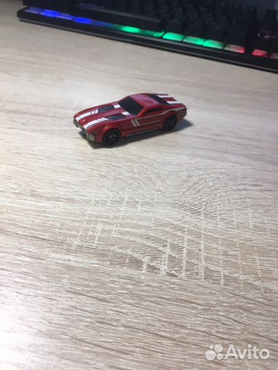 Машинки hot wheels