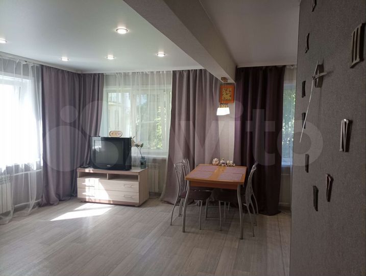 Квартира-студия, 40 м², 1/4 эт.
