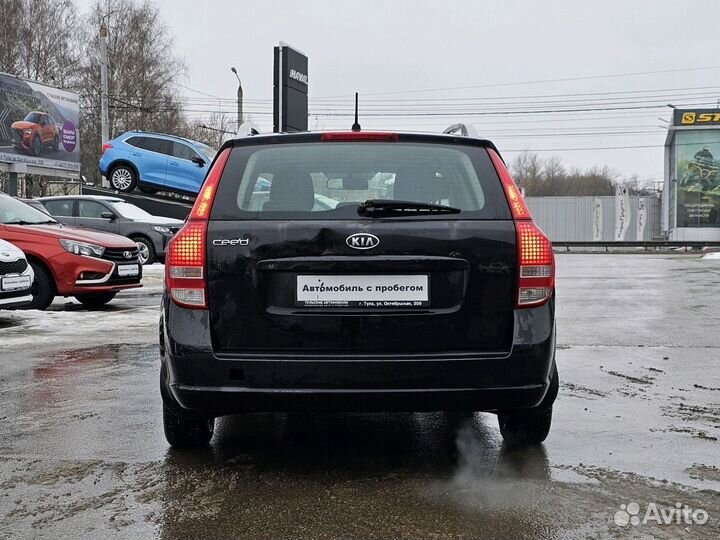 Kia Ceed 1.6 МТ, 2011, 300 000 км