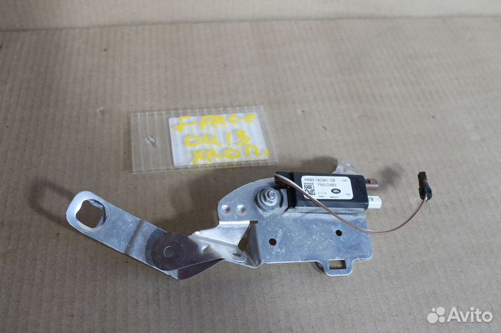 Антенна Jaguar F-pace X761 2016