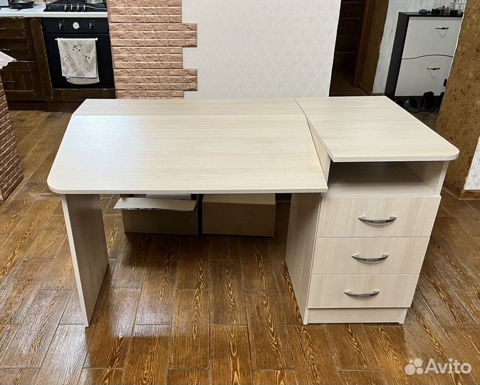 Письменный стол парта