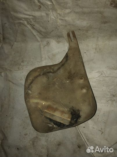 Бачок стеклоомыватель BMW 3. E30