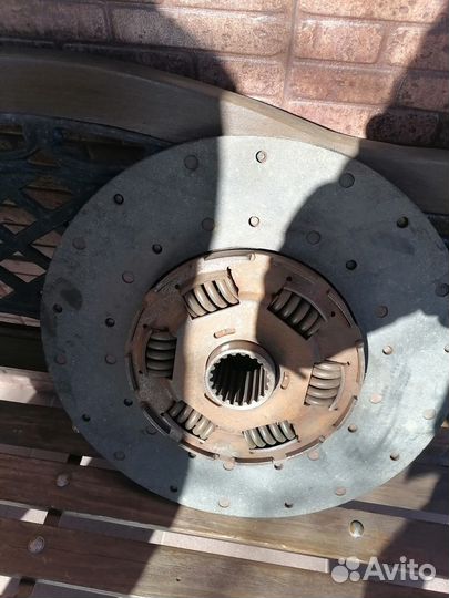 Диск сцепления Valeo для грузовиков