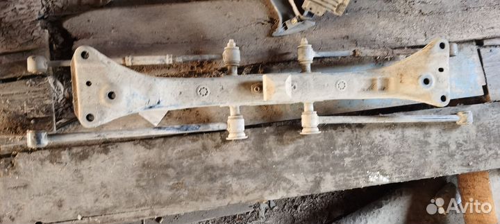 Балка задней подвески Toyota Carina st-190