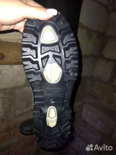 Болотные сапоги