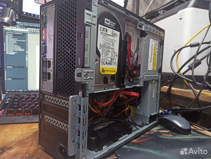 Сервер xeon 1150 / 16Gb / ssd 200 Gb / 4Tb