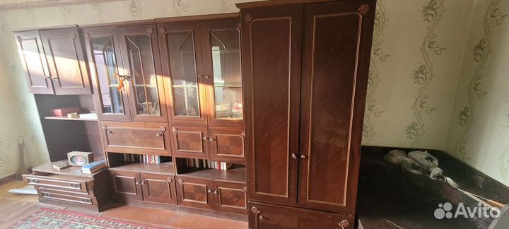 Стенка, диван