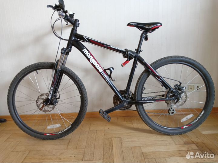Горный велосипед mongoose switchback 26