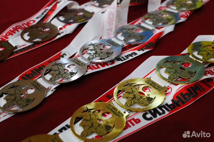 Изготовление медалей, значков, жетонов