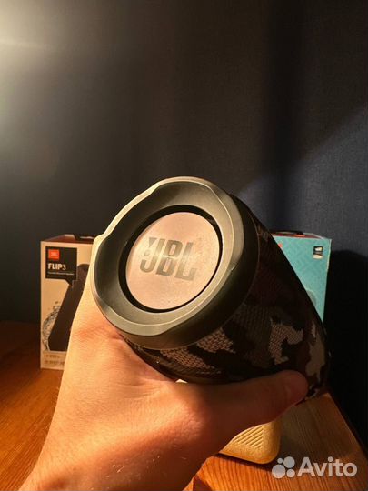 Колонка jbl charge 3