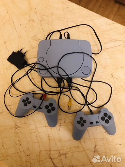 Игровая приставка dendy