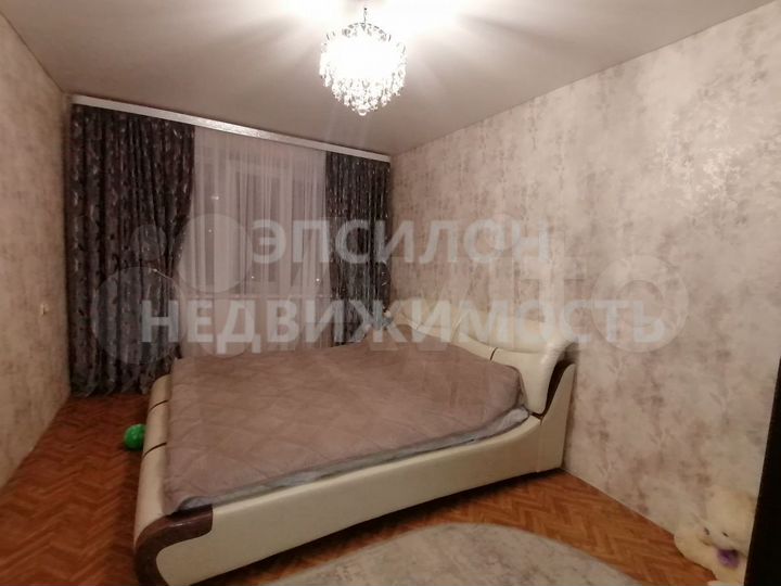 3-к. квартира, 78 м², 8/10 эт.