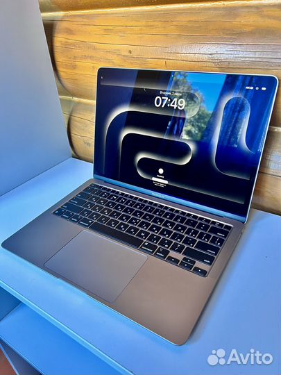 Macbook Air 13 M1 8 256