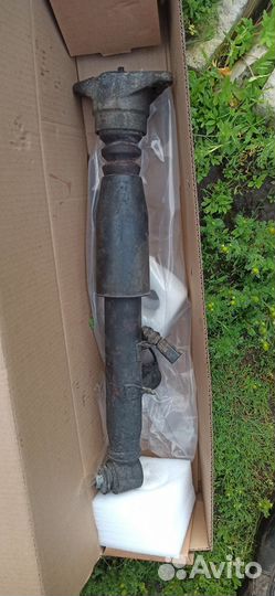 Задний амортизатор audi allroad а6 с6