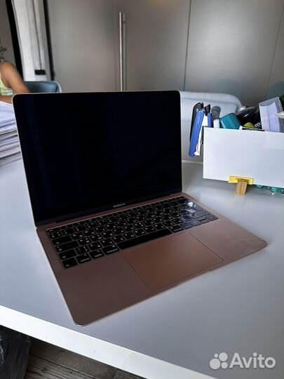 Apple MacBook Air 13 inch 2019, 256 Гб, i5