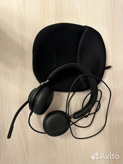 Проводная гарнитура Jabra Evolve2 40 с микрофоном