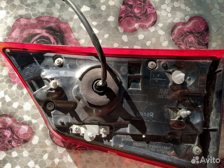 Задний,левый,фонарь на митсубиши аутлендер 2018 г