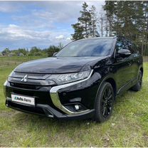 Mitsubishi Outlander 2.0 CVT, 2020, 93 500 км, с пробегом, цена 2 450 000 руб.