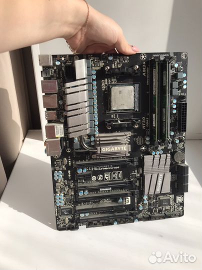 Материнская плата с процессором+память+видеокарта