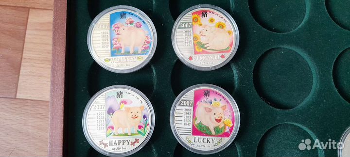Набор монет серебро ниуэ год свиньи