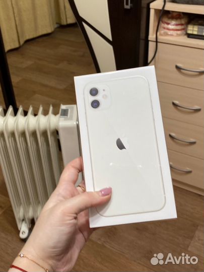 iPhone 11, 128 ГБ