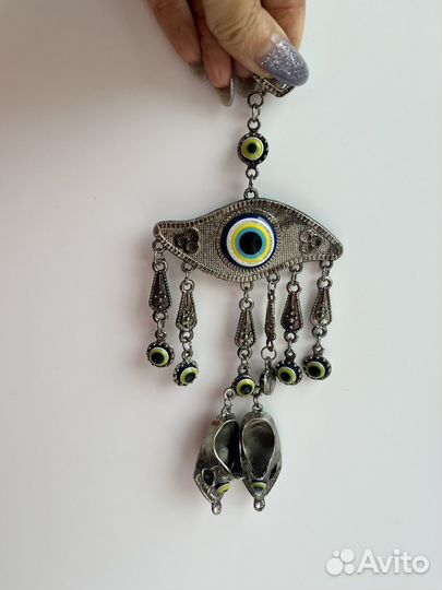 Подвеска от сглаза с башмачками