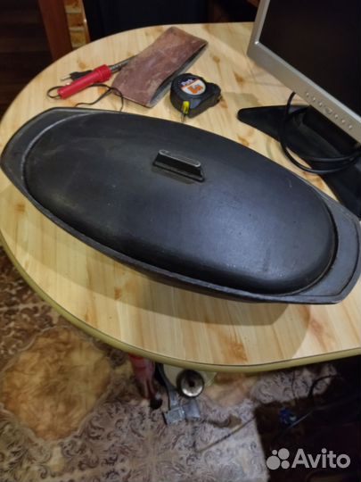 Чугунная сковорода СССР чугуны и угольный утюг