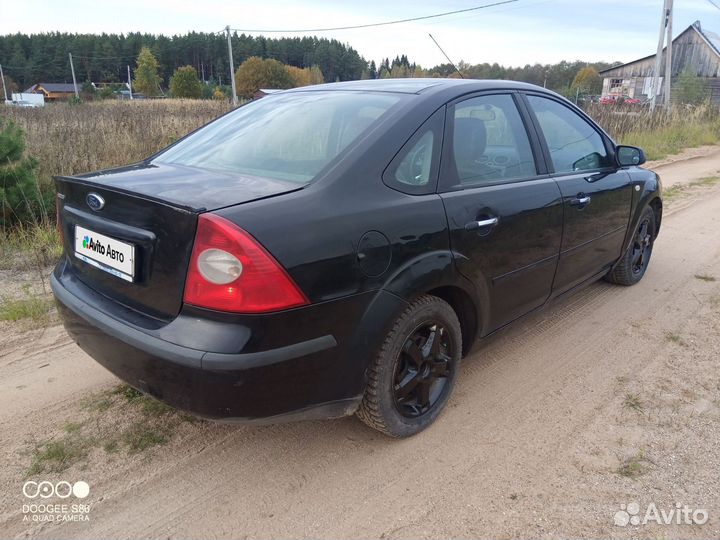 Ford Focus 1.6 МТ, 2007, 261 465 км