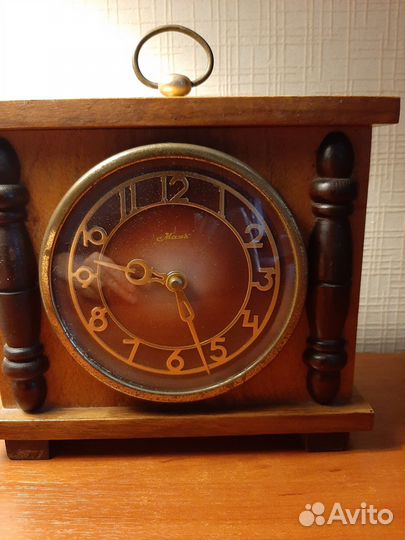 Часы настольные Маяк