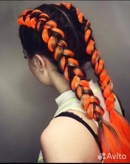 Плетение кос с канекалоном