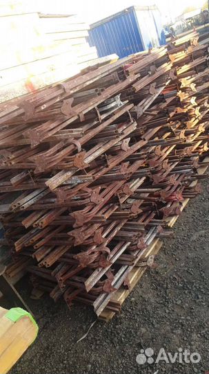 Тренога для стойка телескопическая