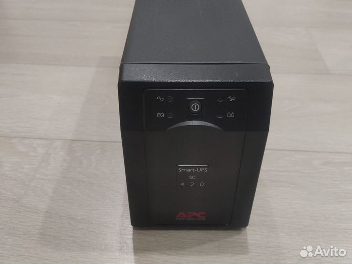 Бесперебойник APC Smart-UPS SC 420