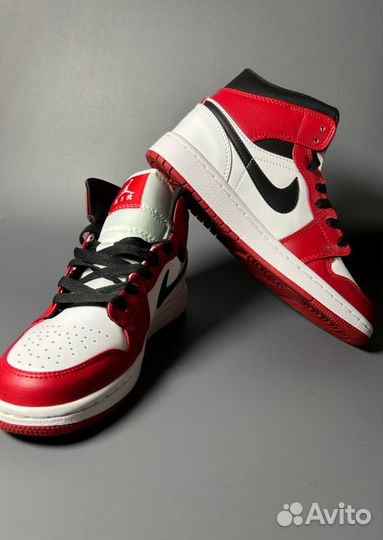 Кроссовки Air Jordan 1 Retro High OG Chicago Люкс