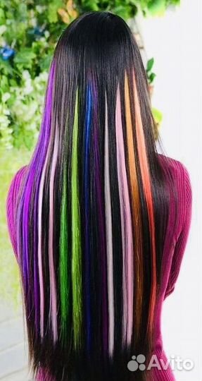 Наращивание цветных прядей