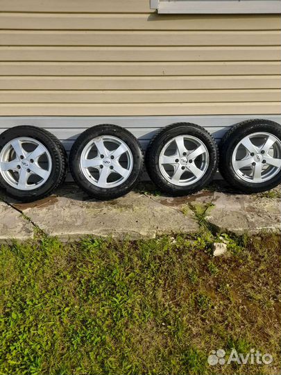 Arctic Trucks AT405 185/65 R15