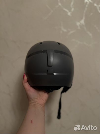 Шлем горнолыжный