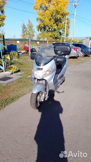 Suzuki skywave 400
