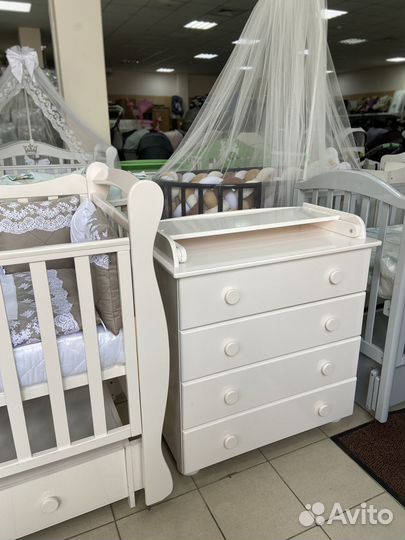 Детская кроватка