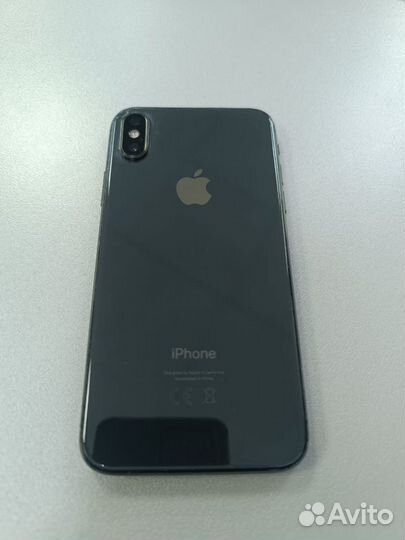 iPhone X, 64 ГБ