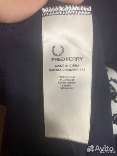 Лонгслив fred perry на лампасах