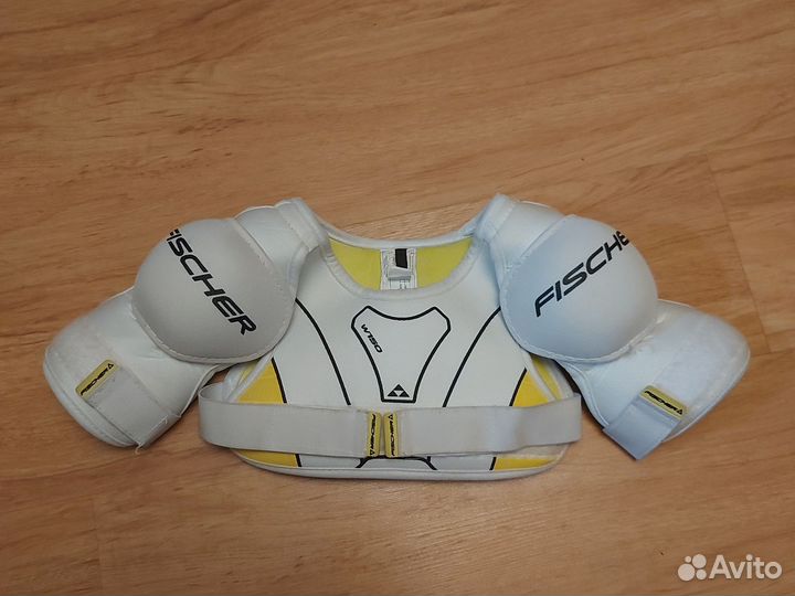 Нагрудник хоккейный