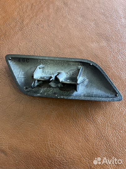 Крышка омывателя фар камри 50