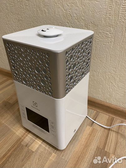 Увлажнитель воздуха Electrolux