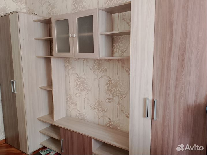 Стенка в гостиную