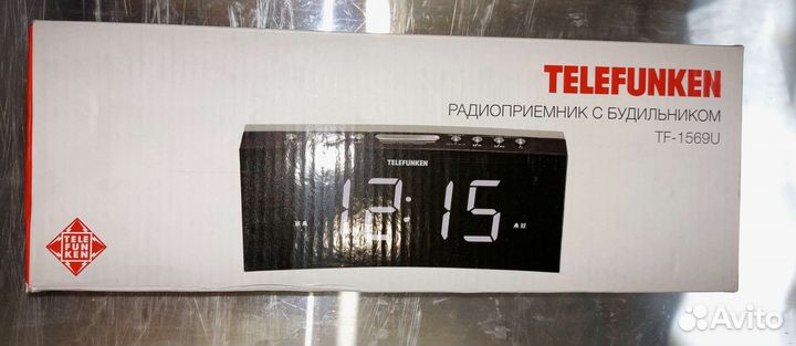 Радиобудильник Telefunken TF-1569U черный