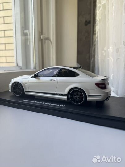 Mercedes c63 amg w204 1:18