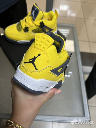 Кроссовки nike air jordan детские