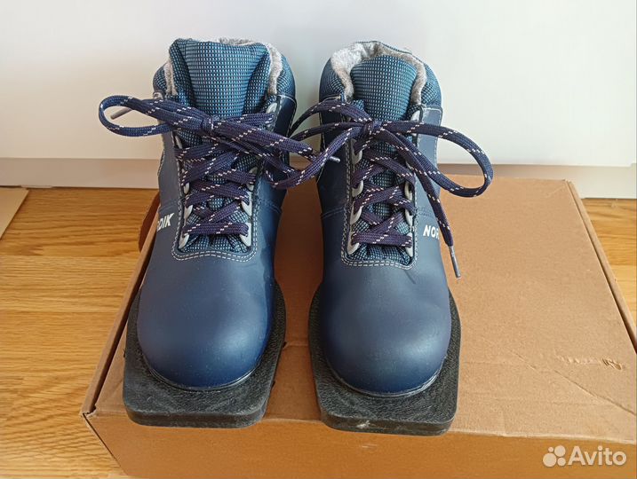 Ботинки лыжные