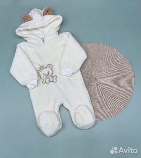 Комбинзон для новорожденого